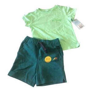 Cat & Jack Baby Boy St Patrick’s Graphic Short Sleeves Shirt and Shorts 2 PC/18M